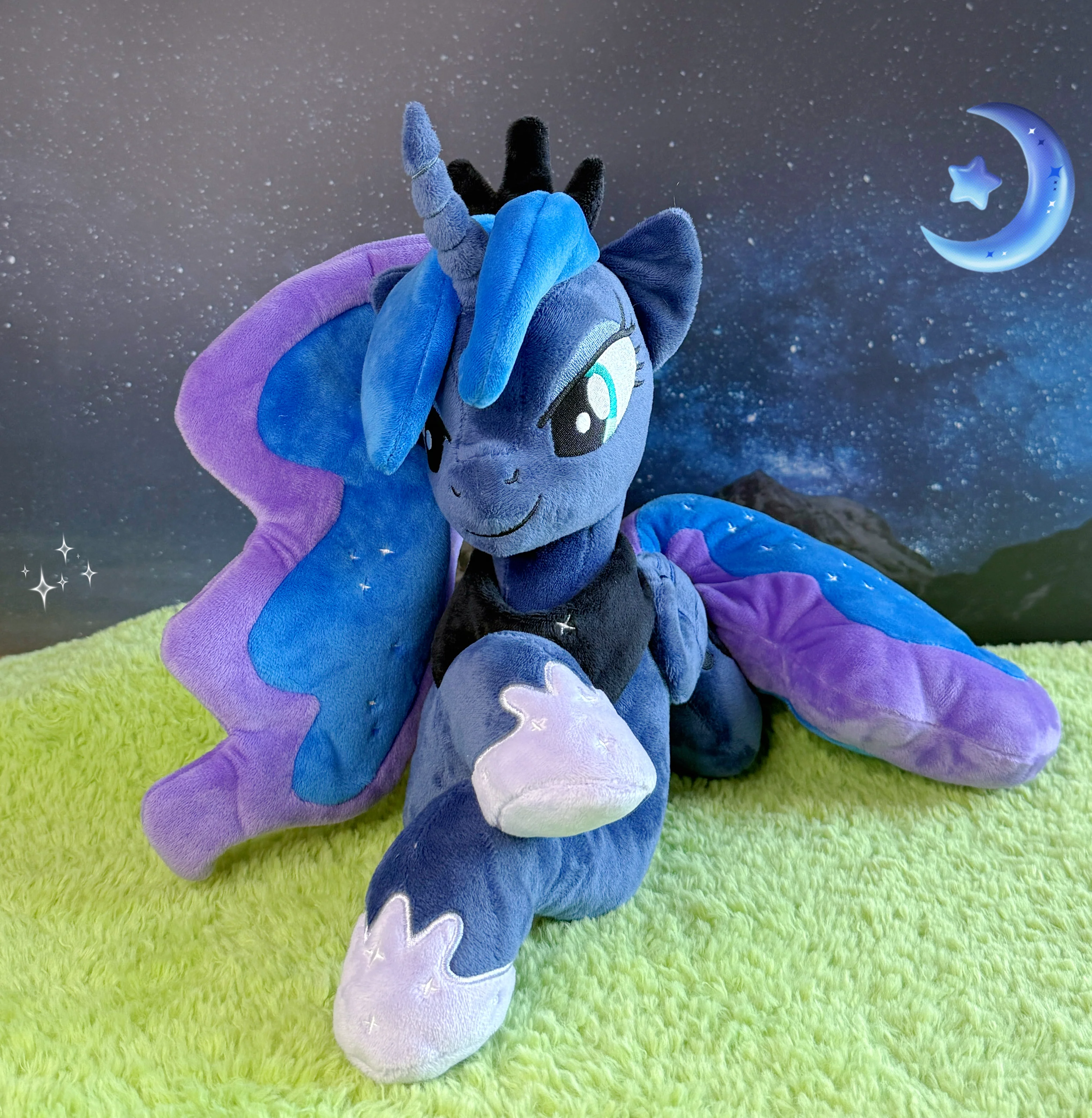 My Little Pony Cuddle Princess Luna - Image 3