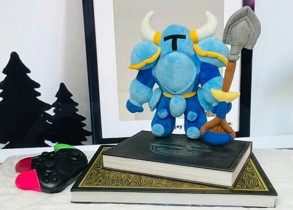 Shovel Knight Plush and Pin - Image 3