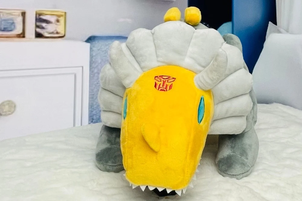 Transformers: Slug Plush - Image 3